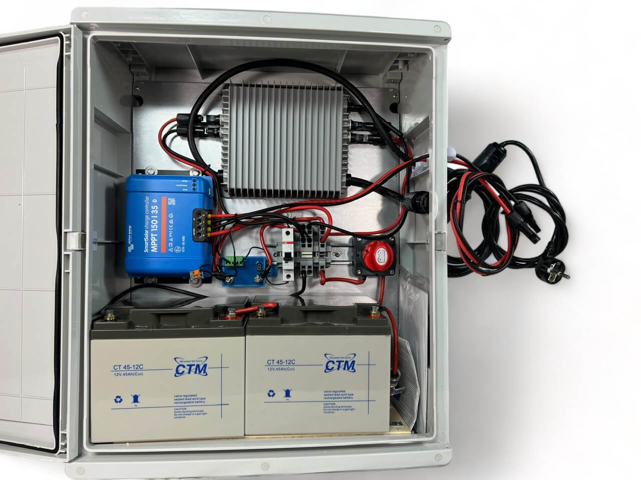 einspeiseeinheit-frontansicht-offen-3