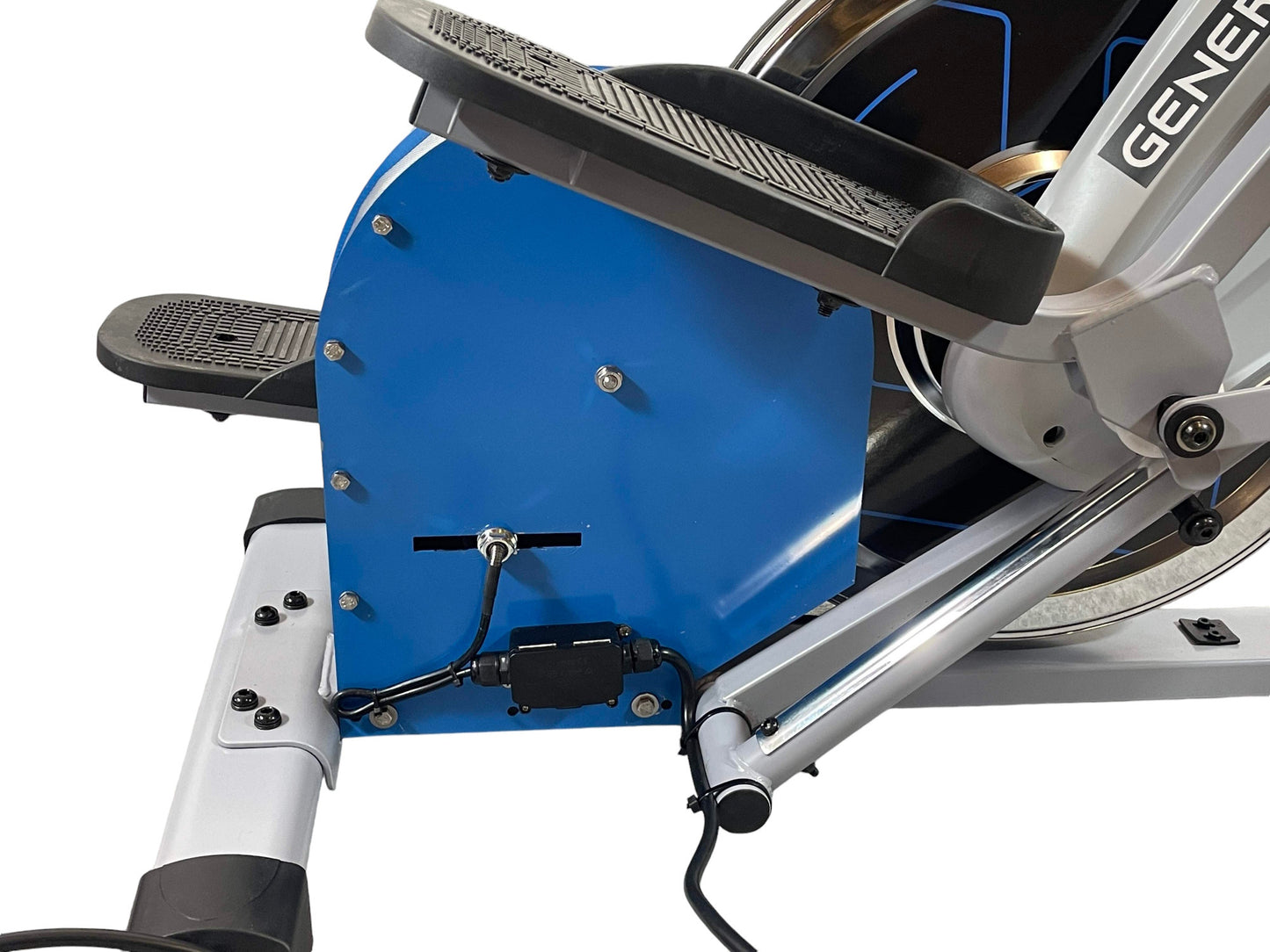 crosstrainer-generator-energiegewinnung-strom-details