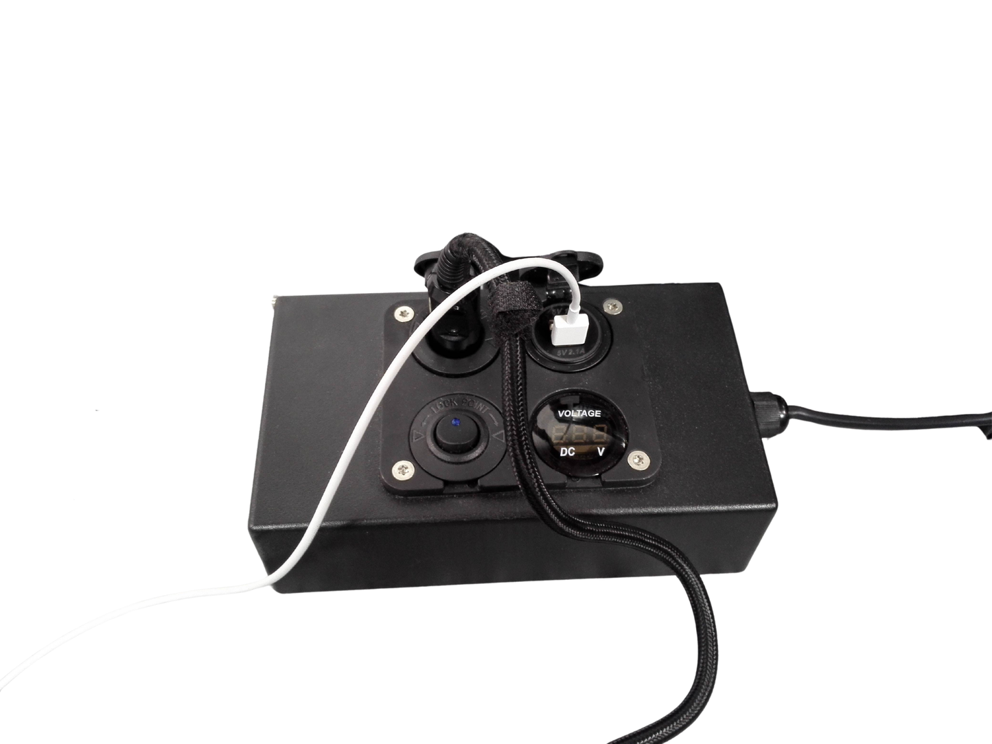 energy-charge-box-1.0-stecker-angeschlossen