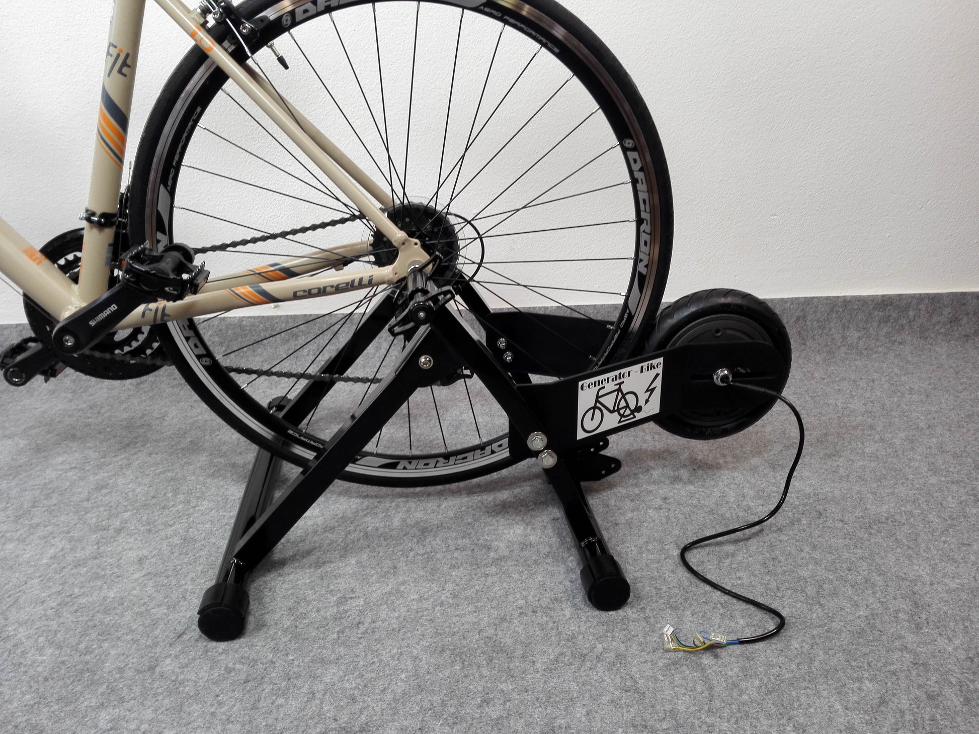 generator_bike-energy_bike-energiefahrrad-notstrom-35